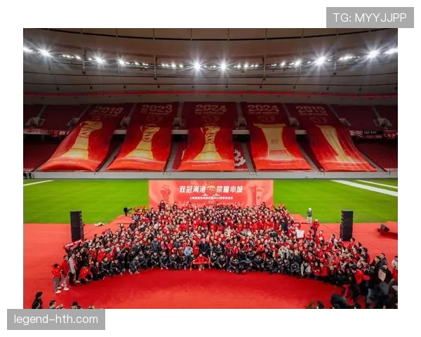 中超新赛季揭幕 各队焕新标识引热议冠军之争备受期待