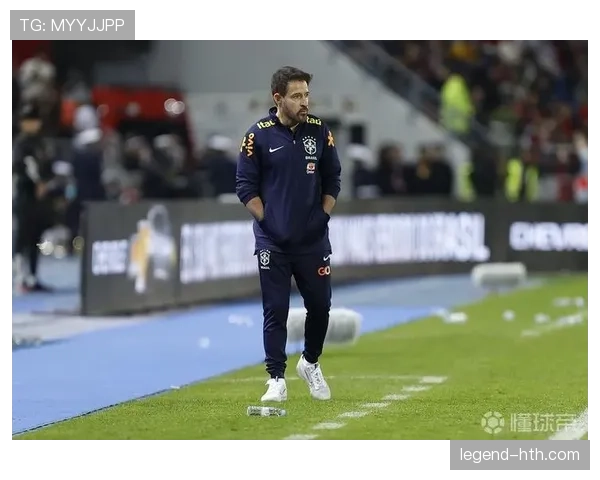 巴黎中场失控致攻防转换混乱，问题已逐步反映在比赛表现中